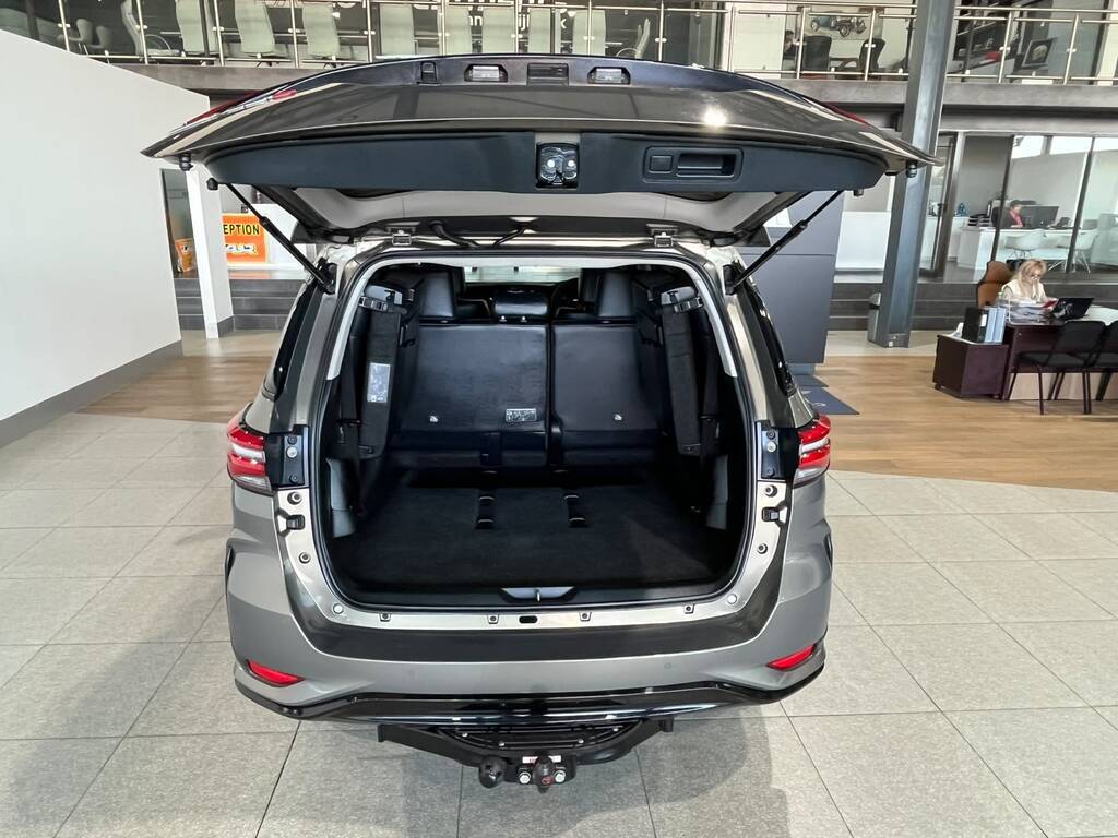 TOYOTA FORTUNER FORTUNER 2.4GD-6 R/B A/T - 16