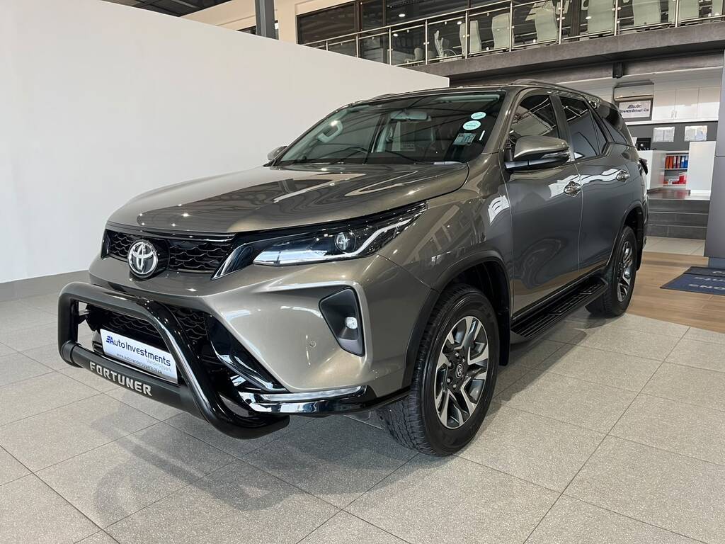 TOYOTA FORTUNER FORTUNER 2.4GD-6 R/B A/T - 2