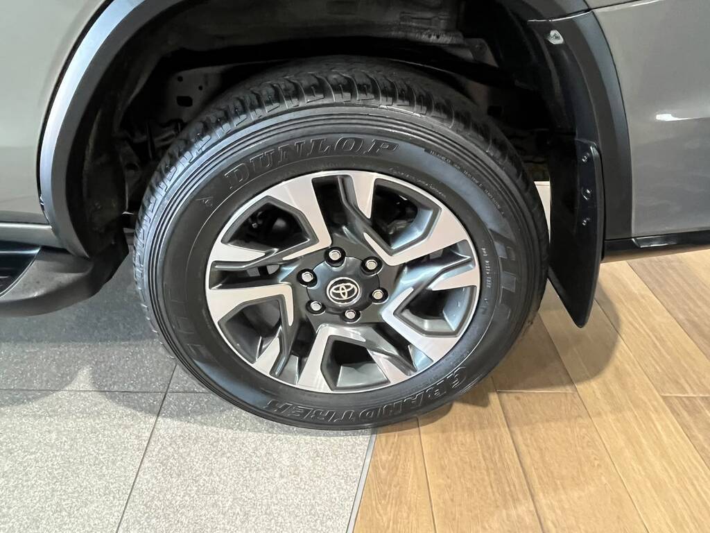 TOYOTA FORTUNER FORTUNER 2.4GD-6 R/B A/T - 20
