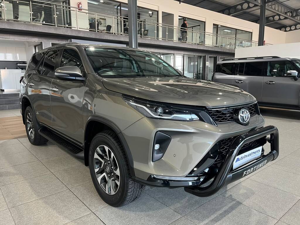 TOYOTA FORTUNER FORTUNER 2.4GD-6 R/B A/T - 3