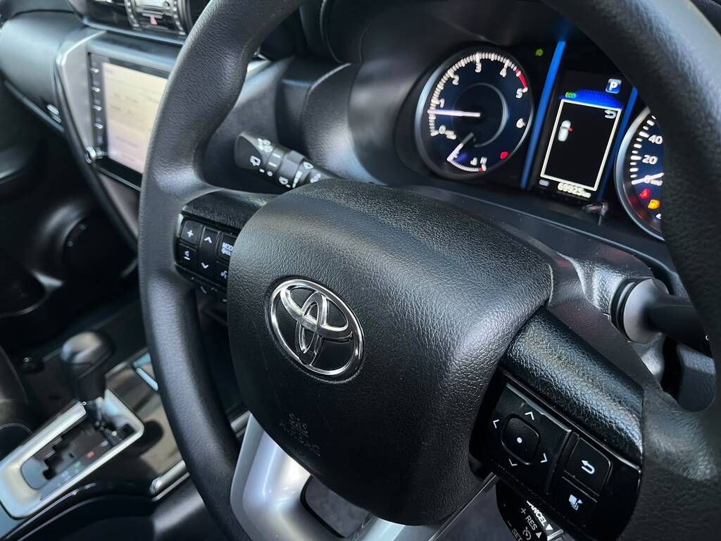 TOYOTA FORTUNER FORTUNER 2.4GD-6 R/B A/T - 9