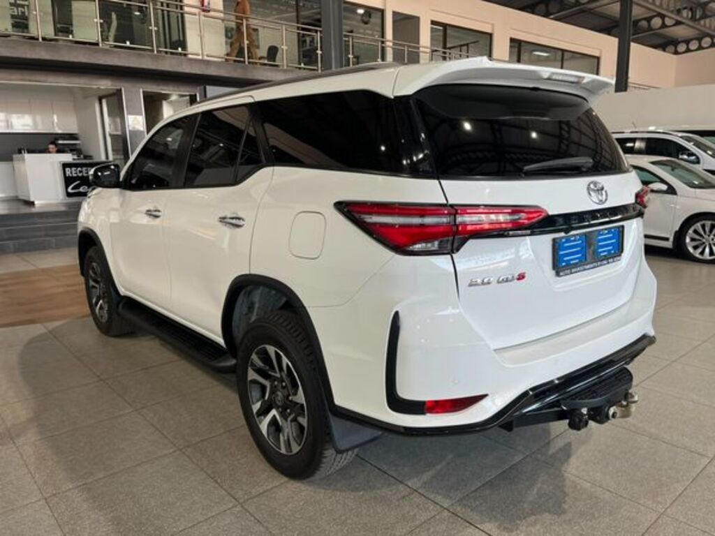 TOYOTA FORTUNER FORTUNER 2.8GD-6 R/B A/T - 3