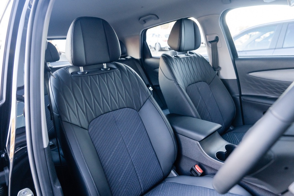 LEPAS L4 L4 1.5T JAVAN A/T - 18