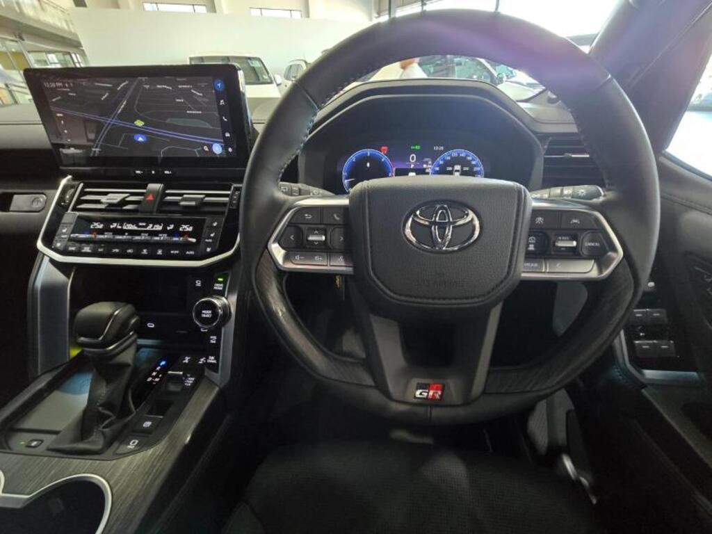 TOYOTA LAND CRUISER LANDCRUISER 300 V6 3.3D GR-S - 11
