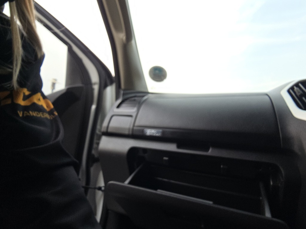 ISUZU D-MAX D-MAX 300 LX A/T D/C P/U