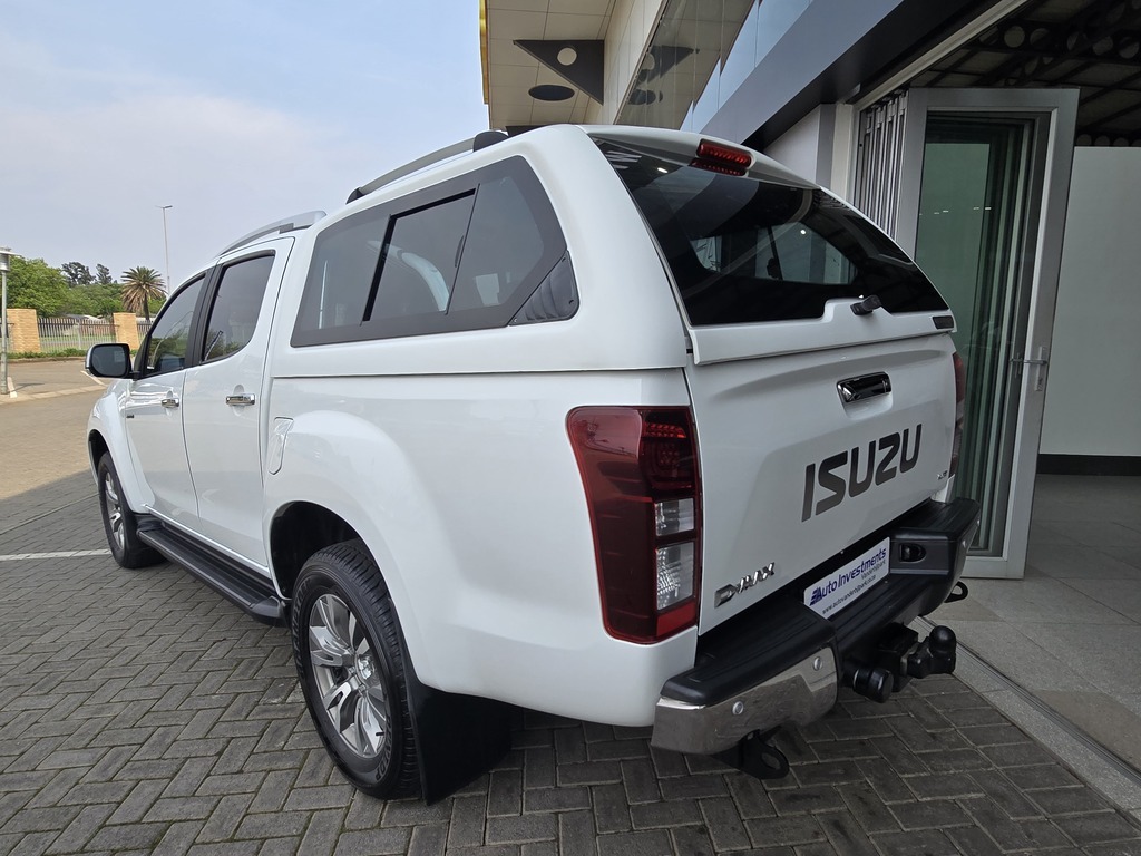 ISUZU D-MAX D-MAX 300 LX A/T D/C P/U