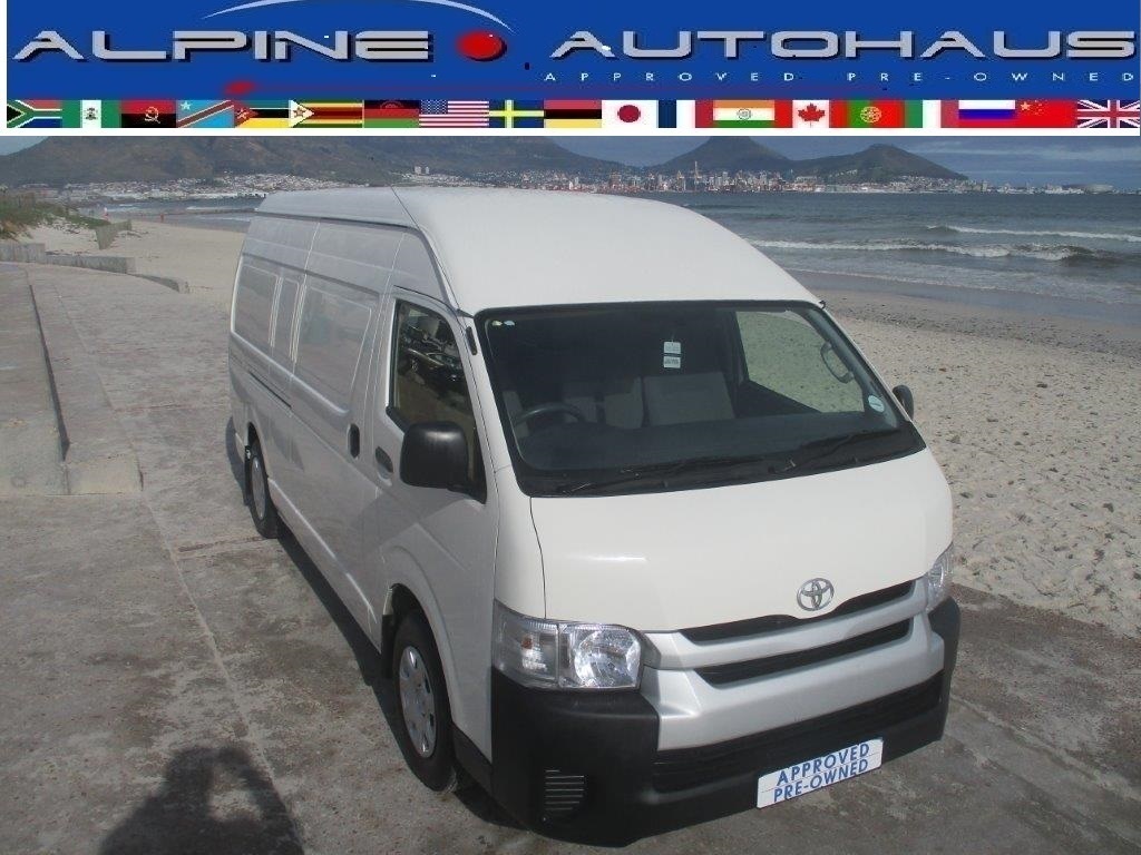 Alpine Autohaus Showroom