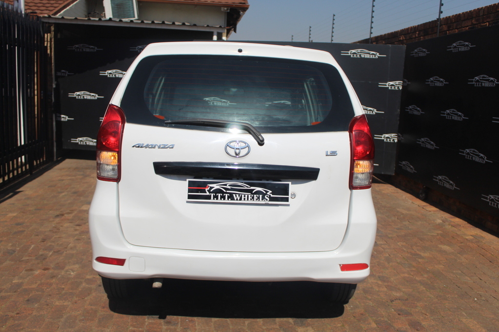 TOYOTA AVANZA TTT Wheels