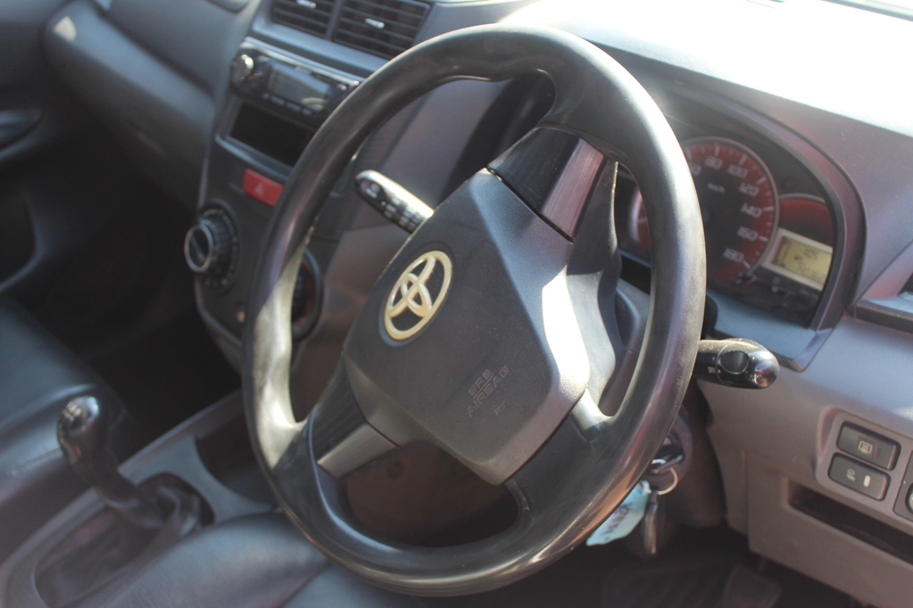 TOYOTA AVANZA TTT Wheels