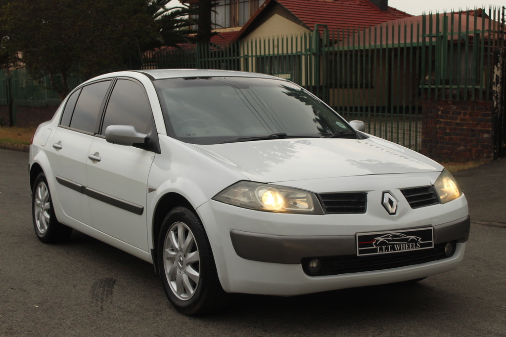 RENAULT MEGANE III TTT Wheels