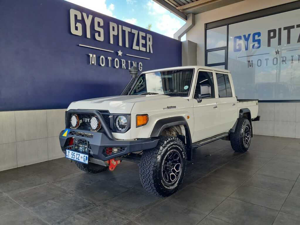 2024 Toyota LAND CRUISER 79 LAND CRUISER 79 4.5D P/U D/C photo