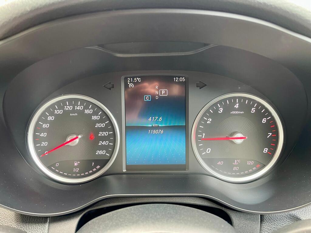 MERCEDES-BENZ C CLASS C180 A/T