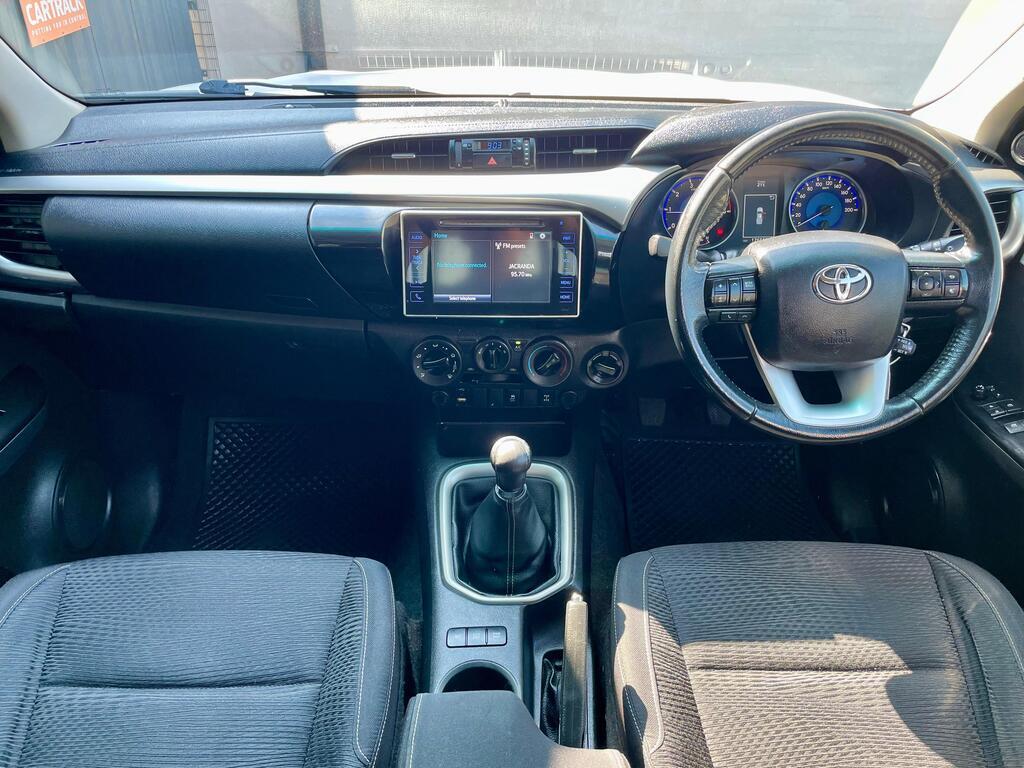TOYOTA HILUX HILUX 2.8 GD-6 RAIDER 4X4 P/U E/CAB - 10