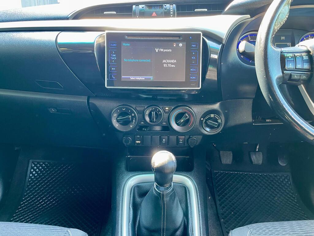 TOYOTA HILUX HILUX 2.8 GD-6 RAIDER 4X4 P/U E/CAB - 11