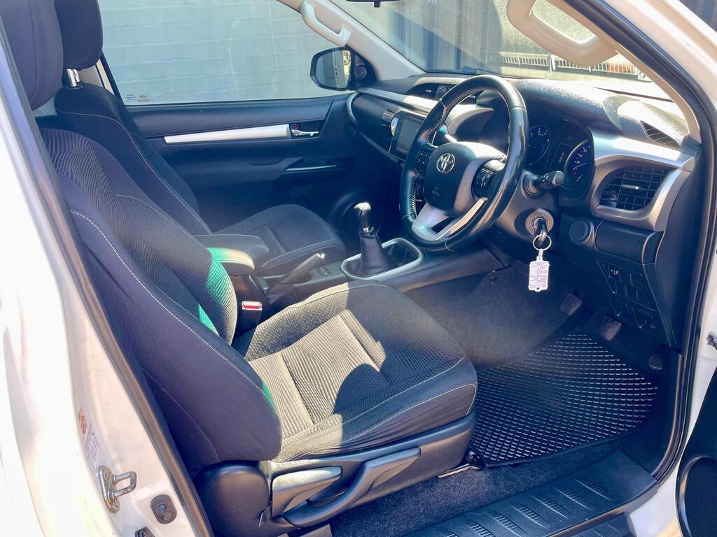 TOYOTA HILUX HILUX 2.8 GD-6 RAIDER 4X4 P/U E/CAB - 19