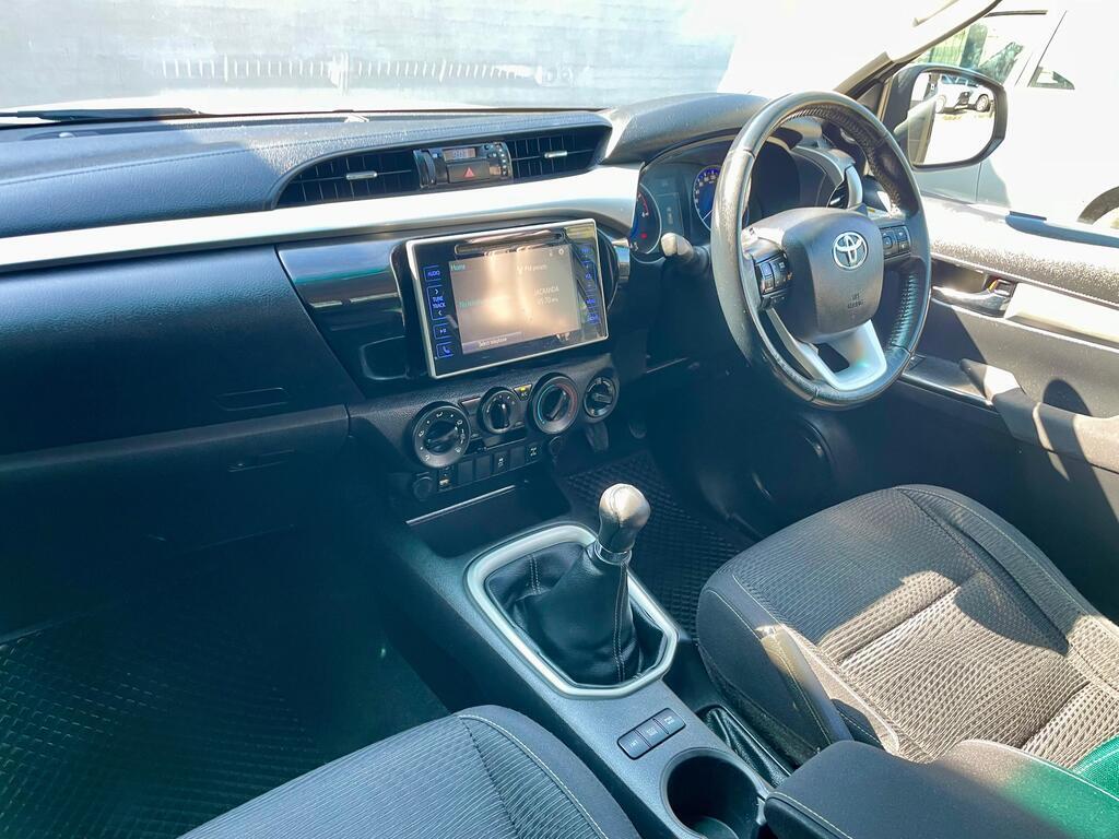 TOYOTA HILUX HILUX 2.8 GD-6 RAIDER 4X4 P/U E/CAB - 20