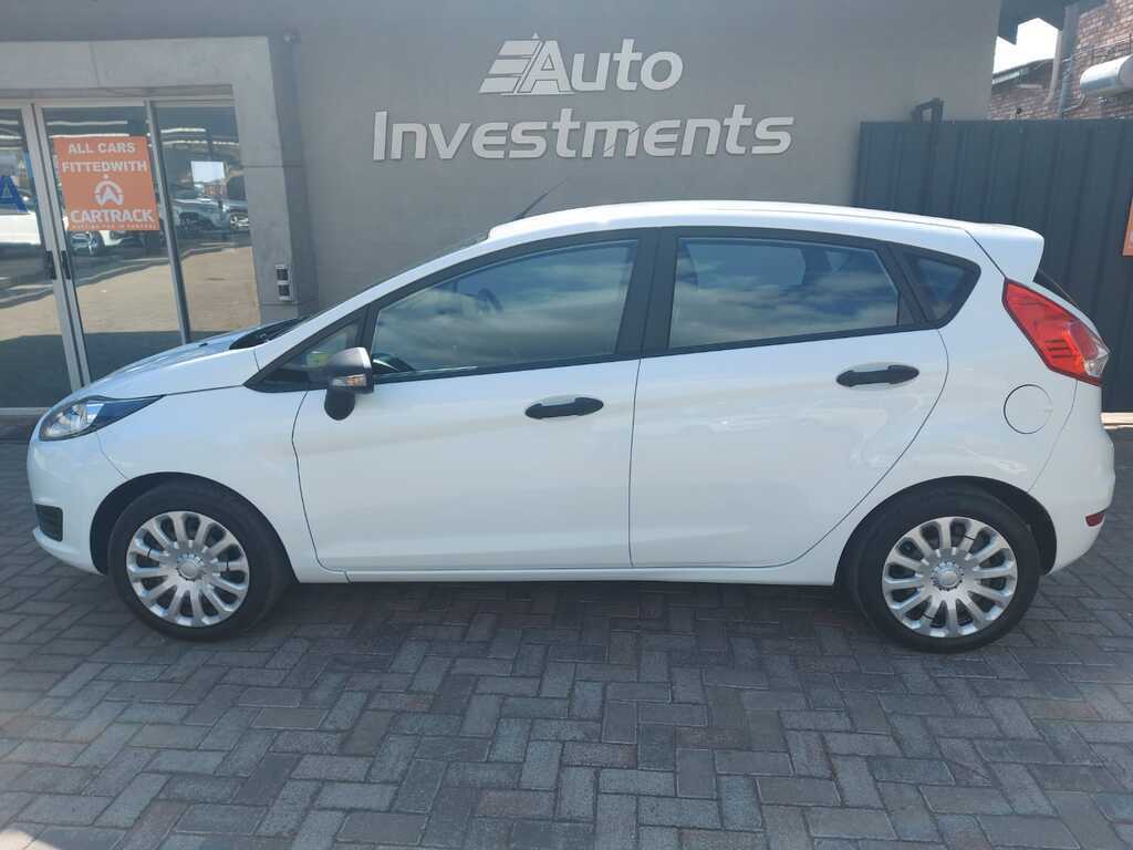 FORD FIESTA FIESTA 1.4 AMBIENTE 5 Dr