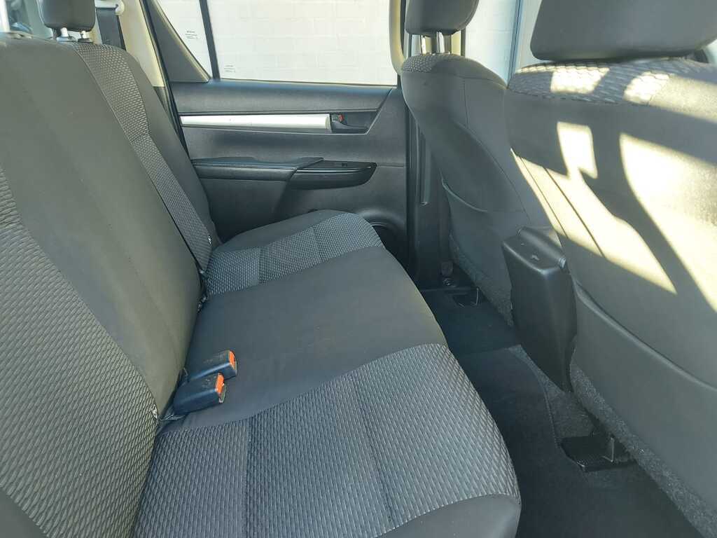 TOYOTA HILUX HILUX 2.4 GD-6 SRX P/U D/C 4X4