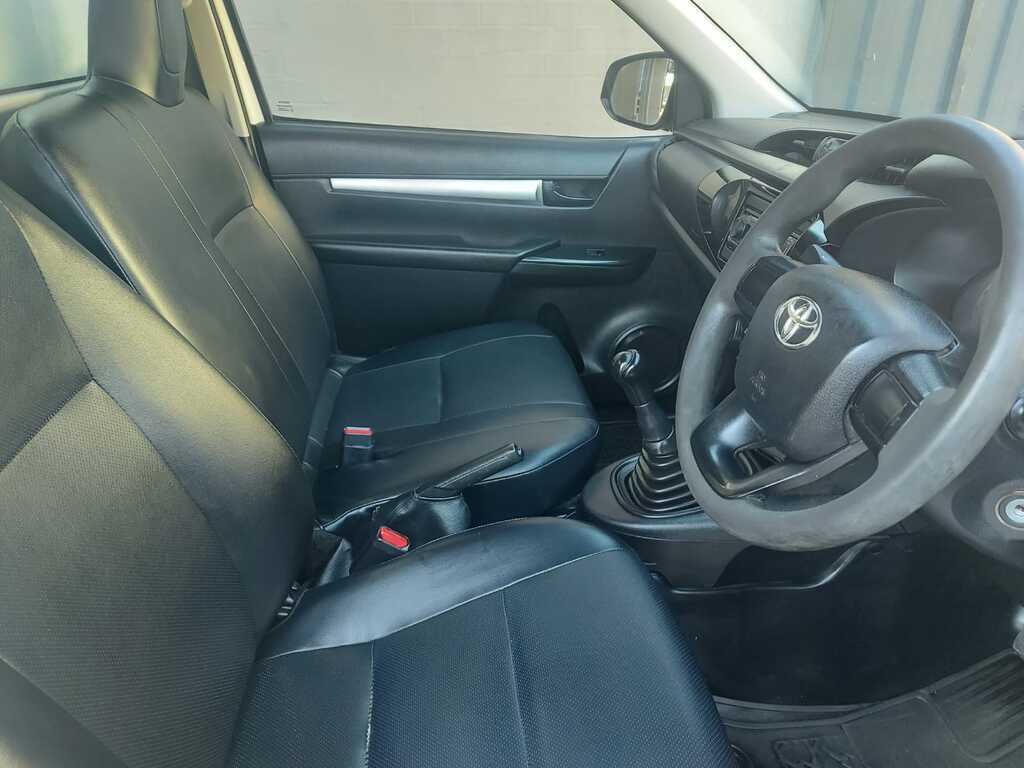 TOYOTA HILUX HILUX 2.4 GD P/U S/C