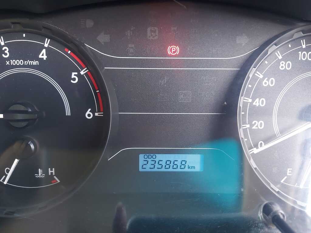 TOYOTA HILUX HILUX 2.4 GD P/U S/C