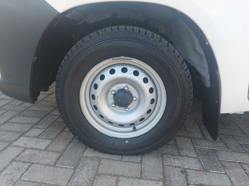 TOYOTA HILUX HILUX 2.4 GD P/U S/C