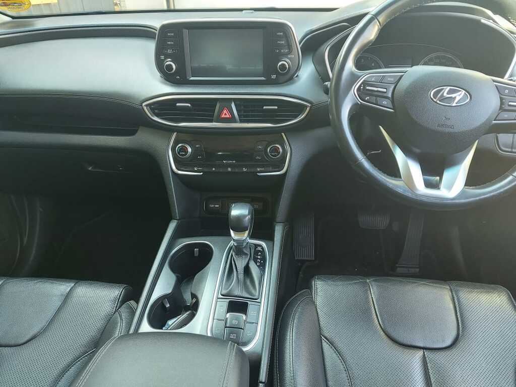 HYUNDAI SANTE-FE SANTE-FE R2.2 PREMIUM A/T (7 SEAT)