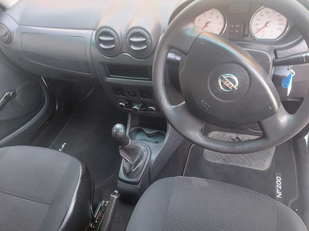 NISSAN NP200 NP200 1.6  P/U S/C - 8