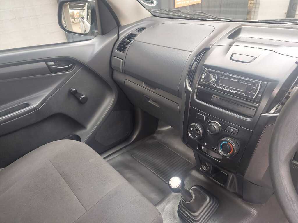 ISUZU D-MAX D-MAX 250C FLEETSIDE S/C P/U - 9