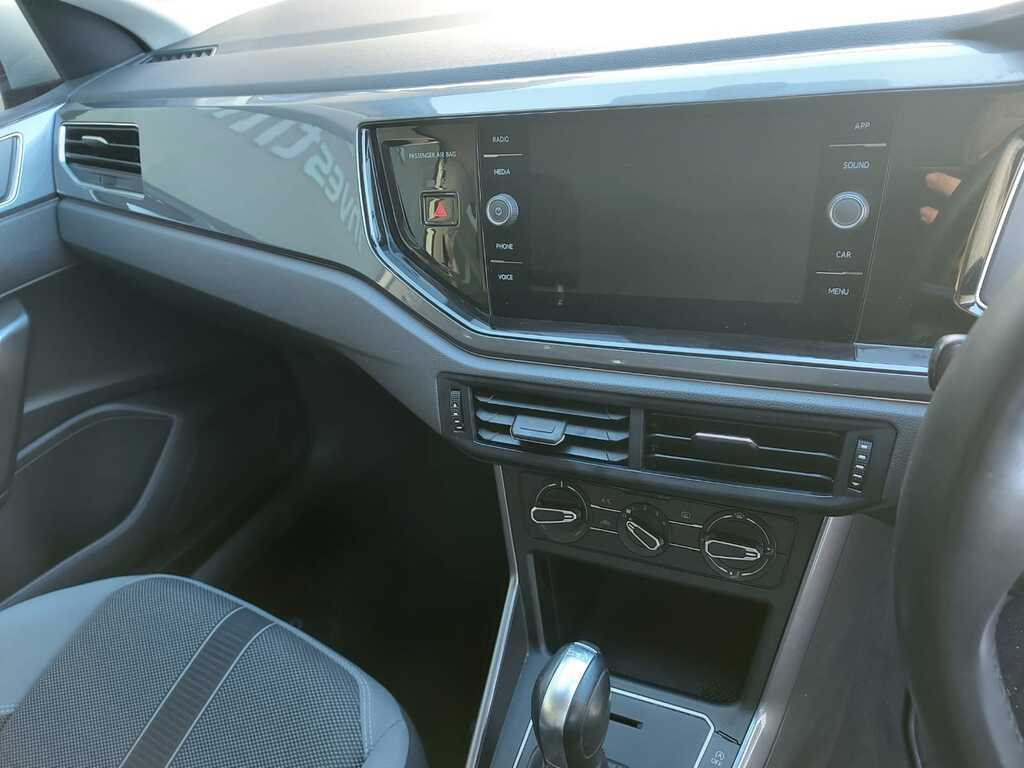 VOLKSWAGEN POLO POLO 1.0 TSI HIGHLINE DSG (85KW)