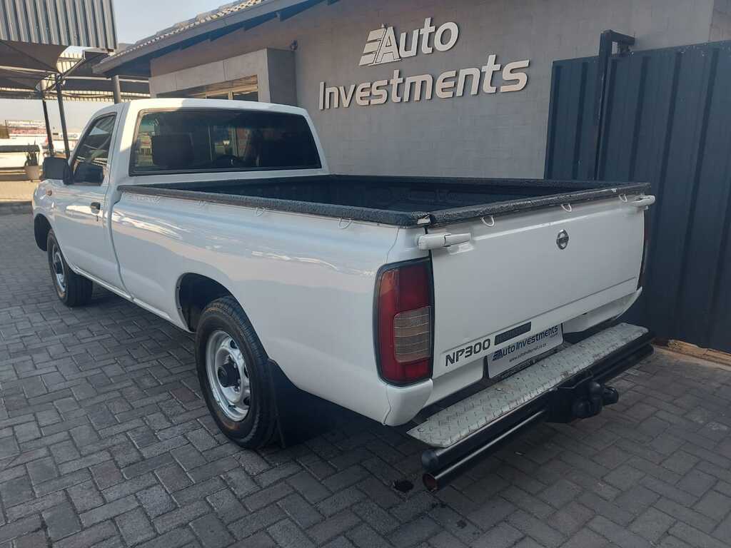 NISSAN HARDBODY HARDBODY NP300 2.0i LWB P/U S/C