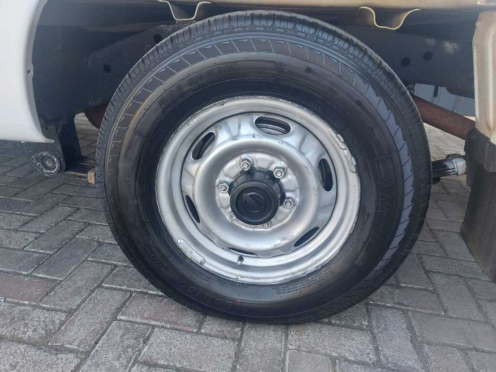 NISSAN HARDBODY HARDBODY NP300 2.0i LWB P/U S/C