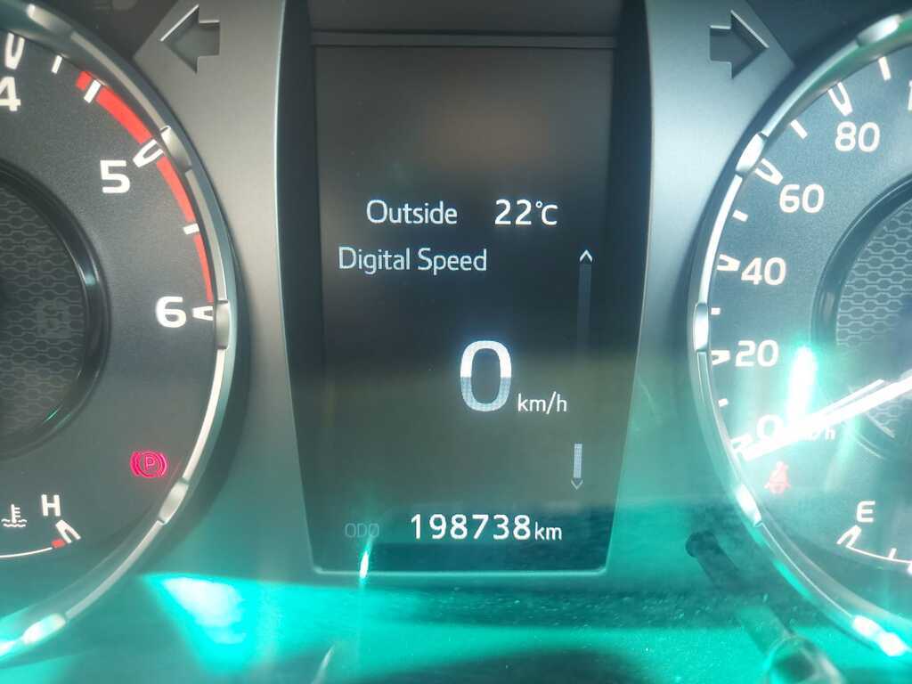 TOYOTA HILUX HILUX 2.4 GD-6 RB RAIDER P/U E/CAB