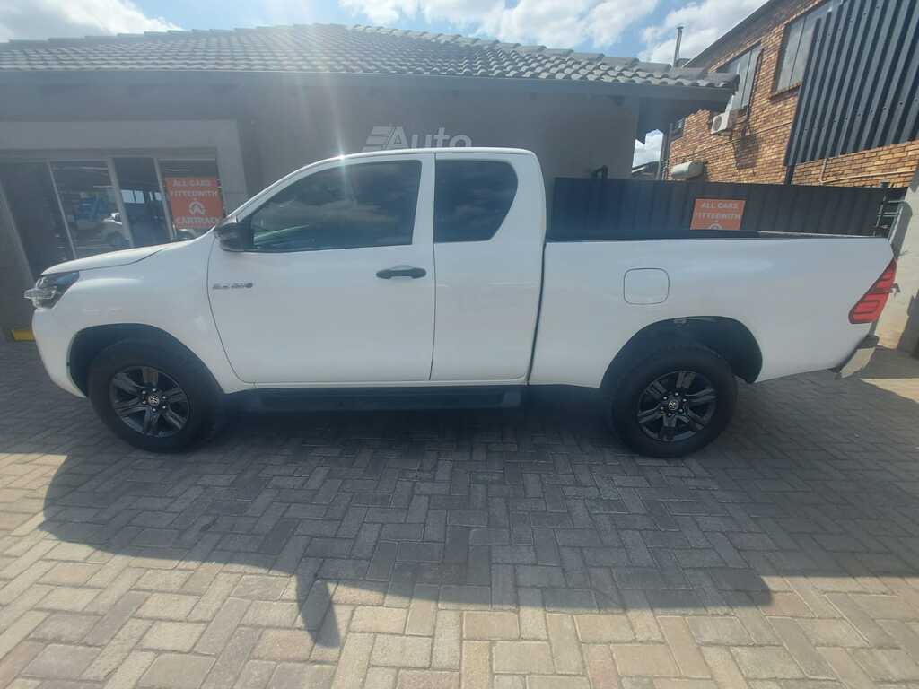 TOYOTA HILUX HILUX 2.4 GD-6 RB RAIDER P/U E/CAB