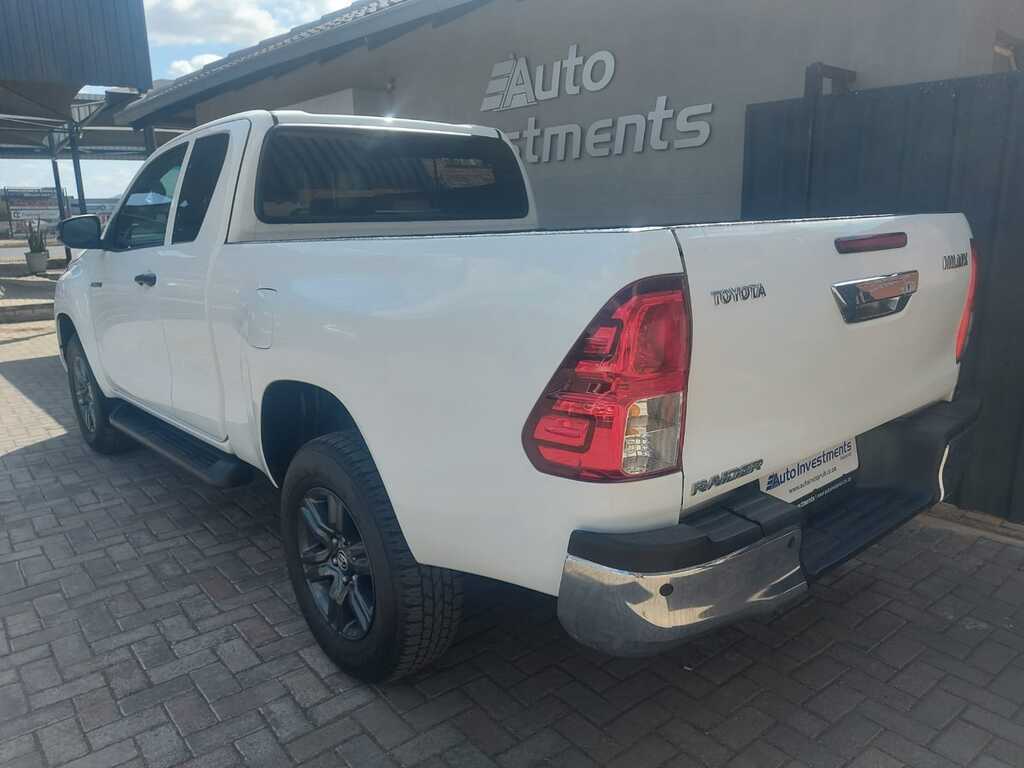 TOYOTA HILUX HILUX 2.4 GD-6 RB RAIDER P/U E/CAB