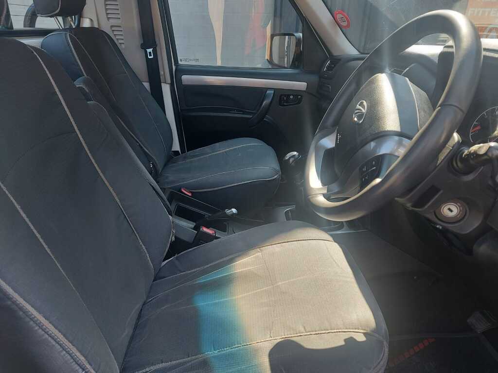 MAHINDRA SCORPIO PIK UP 2.2 mHAWK S6 REFRESH P/U S/C - 11