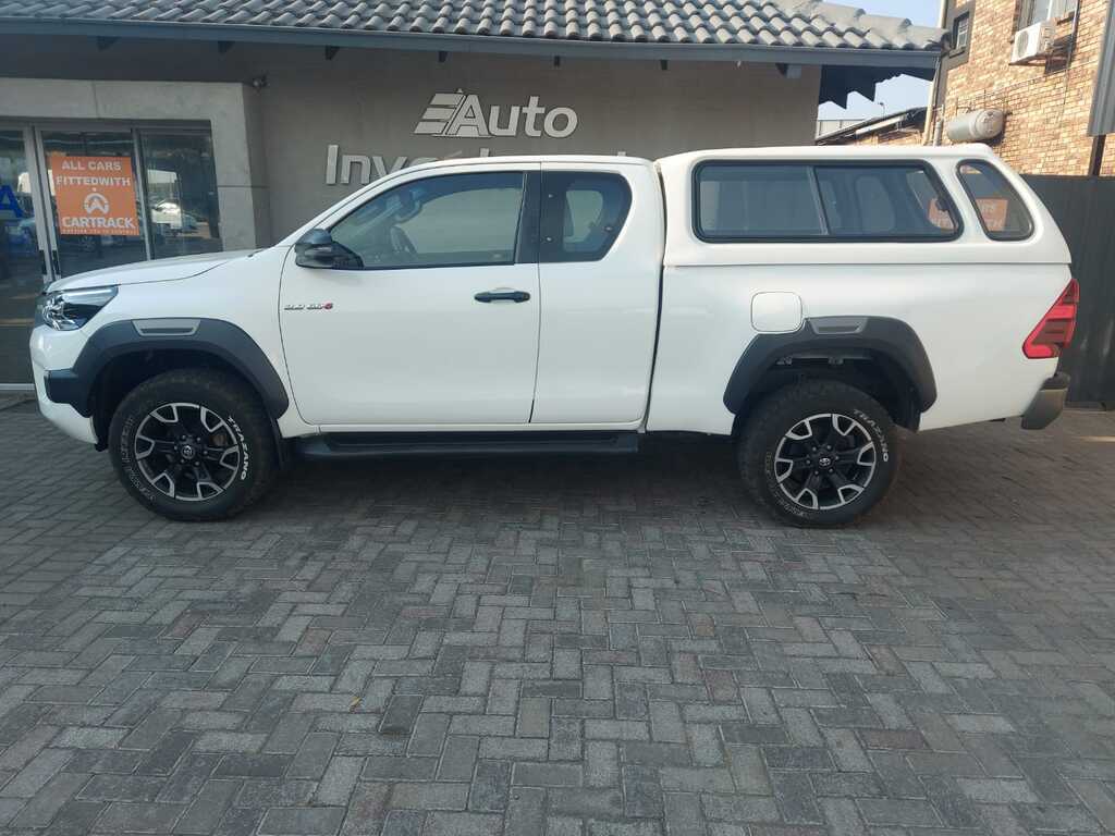 TOYOTA HILUX HILUX 2.8 GD-6 RB LEGEND 4X4 A/T P/U E/CAB