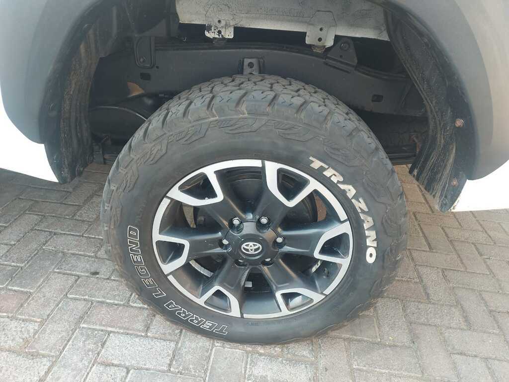 TOYOTA HILUX HILUX 2.8 GD-6 RB LEGEND 4X4 A/T P/U E/CAB