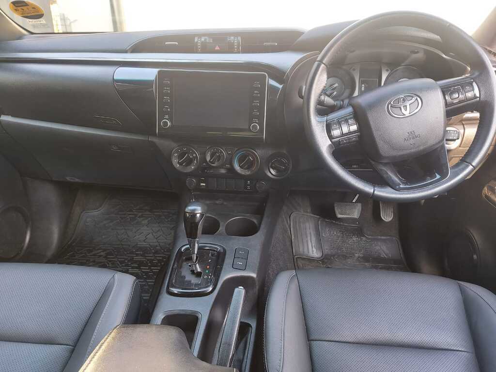 TOYOTA HILUX HILUX 2.8 GD-6 RB LEGEND 4X4 A/T P/U E/CAB