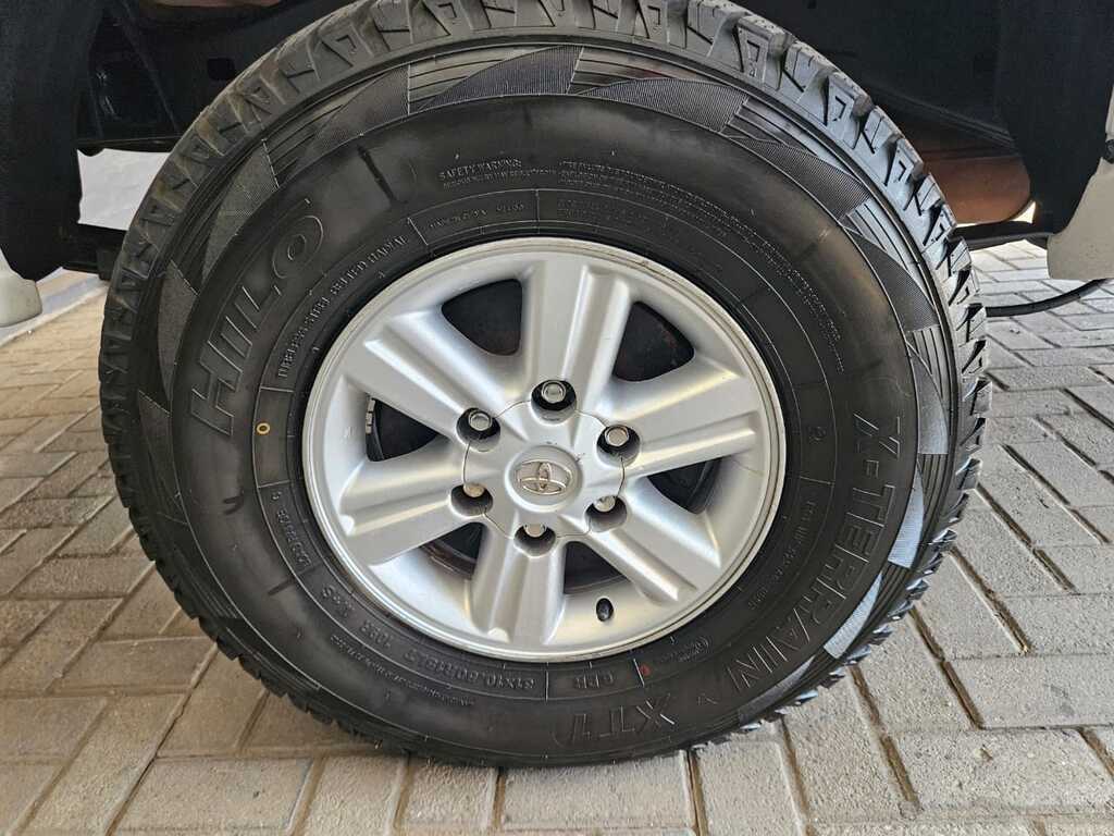 TOYOTA HILUX HILUX 3.0 D-4D RAIDER 4X4 P/U S/C