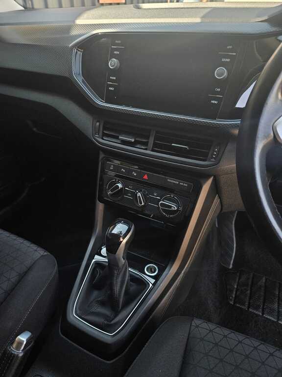 VOLKSWAGEN T-CROSS T-CROSS 1.0 COMFORTLINE DSG - 9