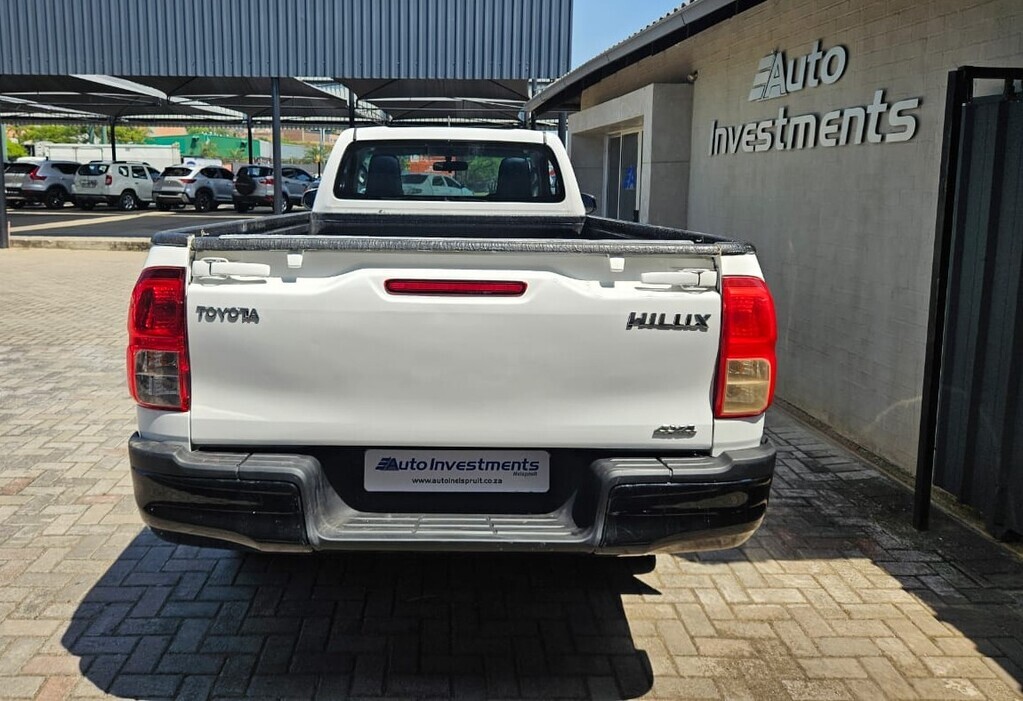 TOYOTA HILUX HILUX 2.4 GD-6 SR 4X4 P/U S/C