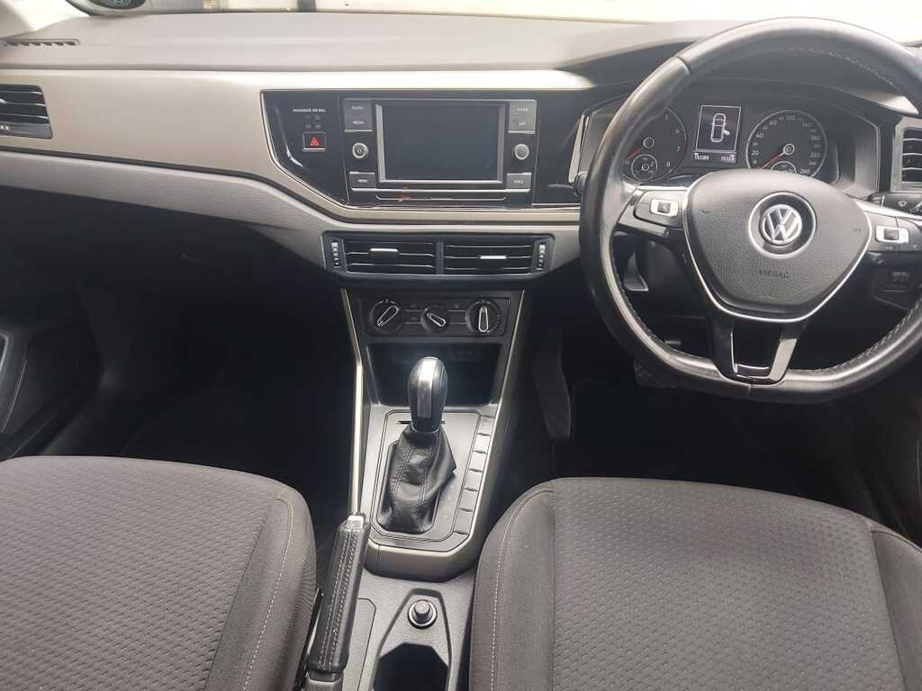 VOLKSWAGEN POLO POLO 1.0 TSI COMFORTLINE DSG