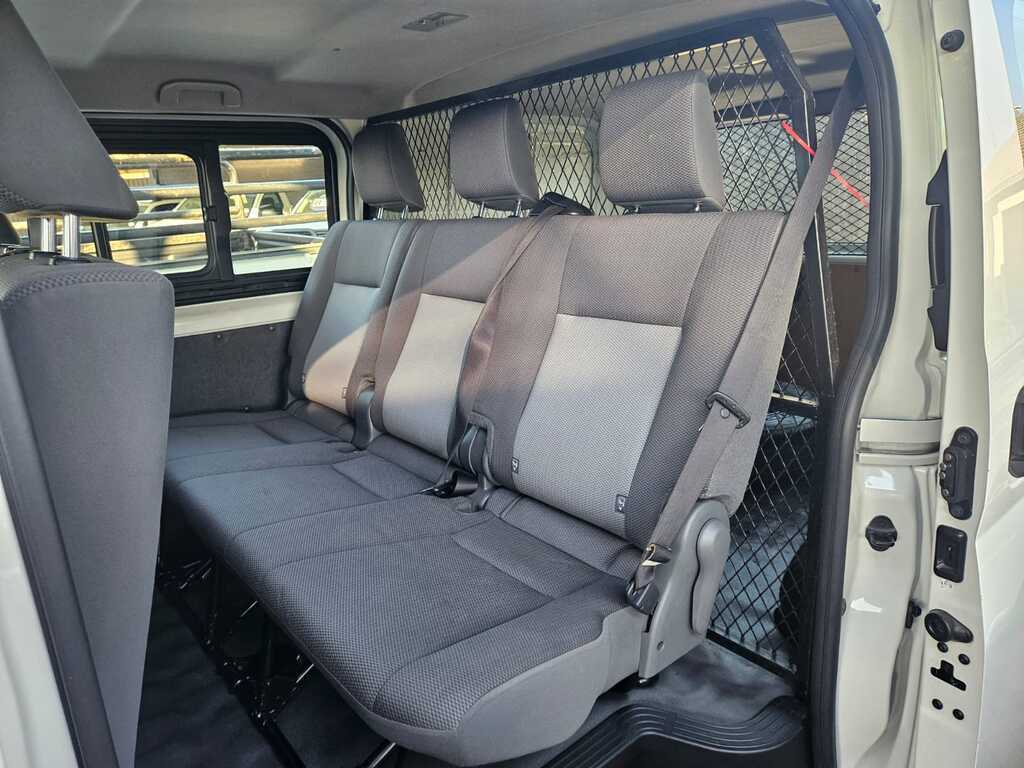 TOYOTA QUANTUM QUANTUM 2.8 LWB CREWCAB F/C P/V