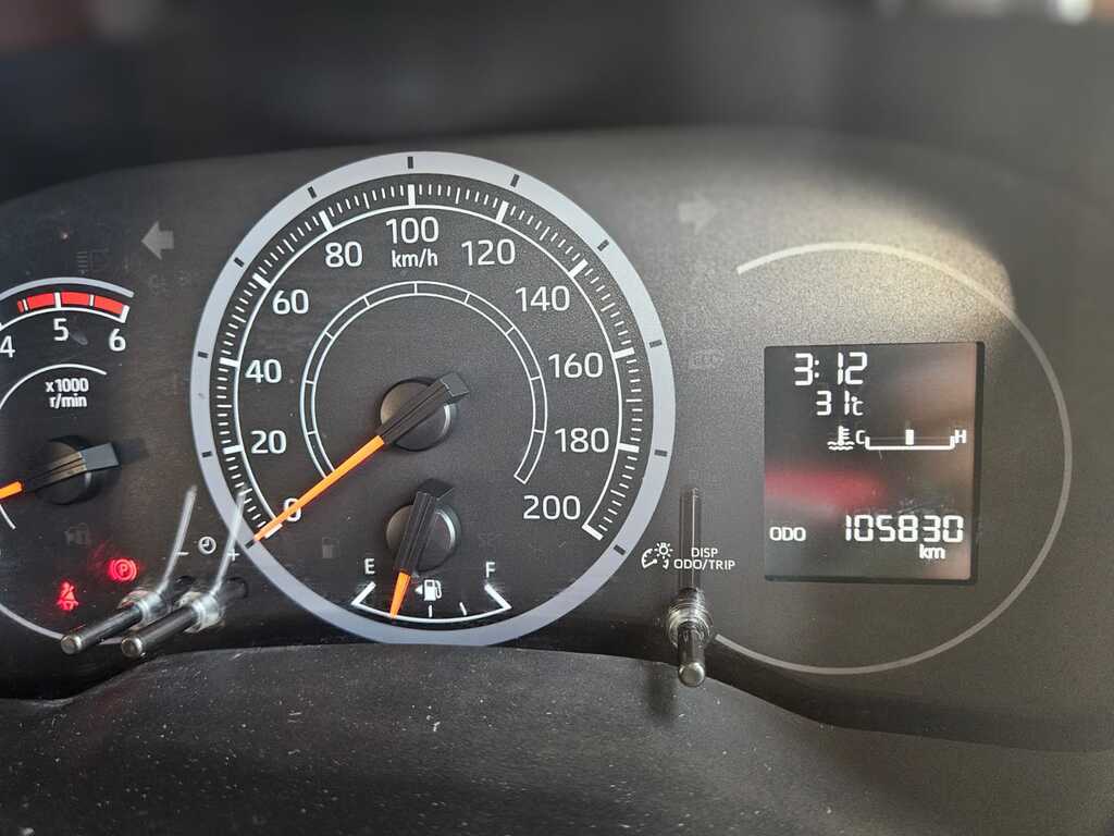 TOYOTA QUANTUM QUANTUM 2.8 LWB CREWCAB F/C P/V