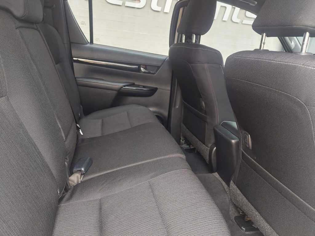 TOYOTA HILUX HILUX 2.8 GD-6 RAIDER 4X4 A/T P/U D/C