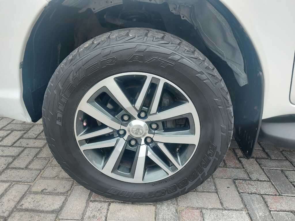 TOYOTA HILUX HILUX 2.8 GD-6 RAIDER 4X4 A/T P/U D/C