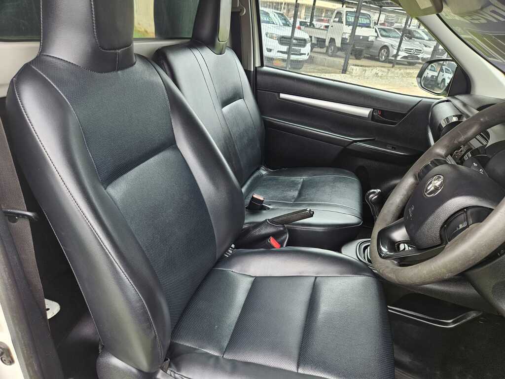 TOYOTA HILUX HILUX 2.4 GD P/U S/C - 8