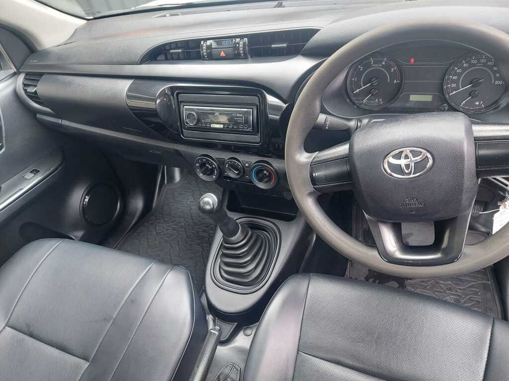 TOYOTA HILUX HILUX 2.4 GD A/C P/U S/C - 8