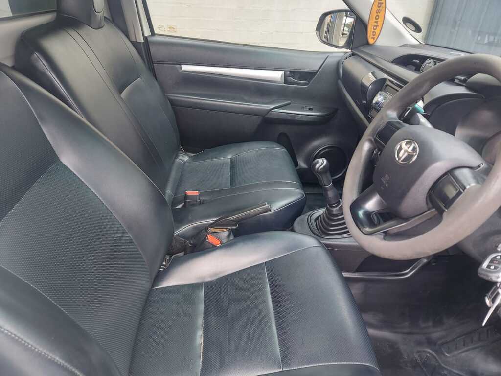 TOYOTA HILUX HILUX 2.4 GD P/U S/C - 11