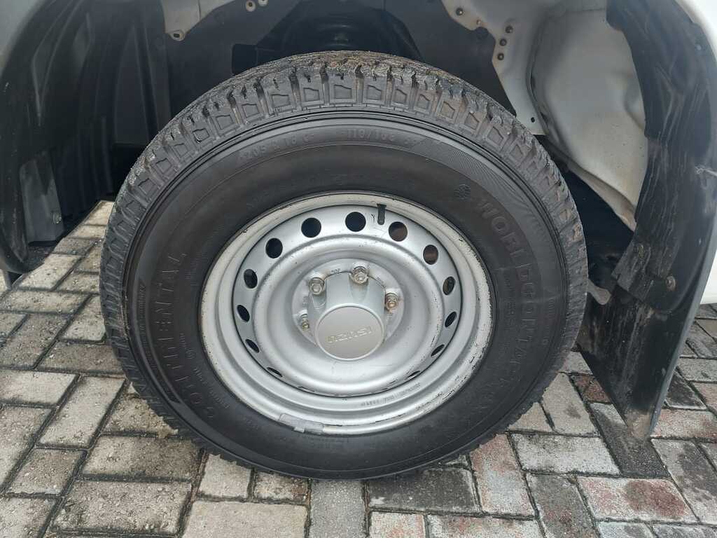 ISUZU D-MAX D-MAX 250C FLEETSIDE S/C P/U - 8